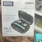 سماعة M38 بشاشة رقمية 1 0cb2c3d7-c1b4-4c78-995c-74074d45804f.jpg